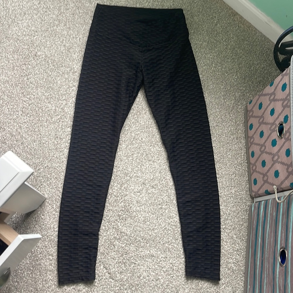 black ribbed leggings